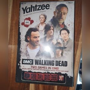 The Walking Dead Yahtzee Board Game - AMC Edition